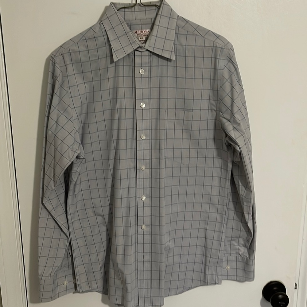 NWOT. Merona “ultimate” Dress Shirt. Tailored fit.